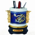 景泰藍(lán)祥龍聚福陶瓷筆筒定制