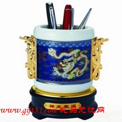 景泰藍(lán)祥龍聚福陶瓷筆筒定制