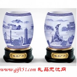 廣州風(fēng)景旋轉(zhuǎn)筆筒定制