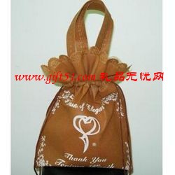 拉繩束口無紡布禮品袋定制,廣告環(huán)保購(gòu)物袋定做