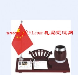 木桶筆筒辦公商務(wù)紅木臺歷定制