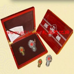 蛇年禮品定制,百財(cái)紀(jì)念章定做