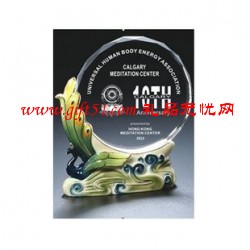 阿法瓷孔雀爭輝水晶獎杯