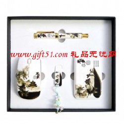 中國(guó)夢(mèng)系列鼠標(biāo)移動(dòng)電源套裝