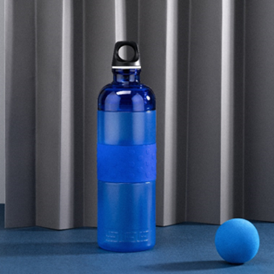 運動水杯